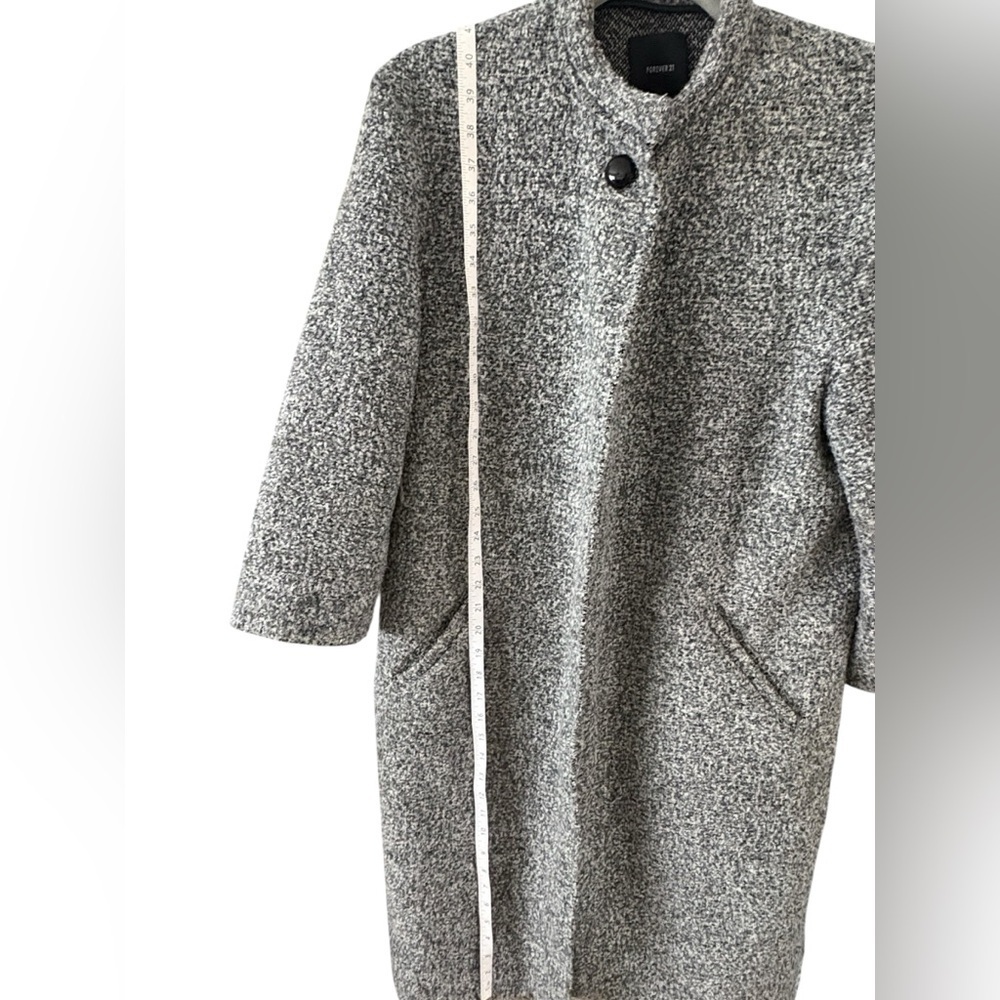 Forever 21 Black and White Teddy Jacket - Picture 4 of 4